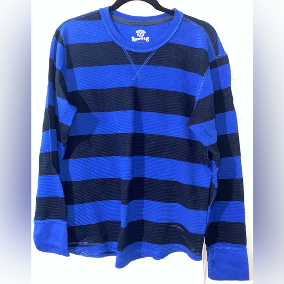 Roebuck & Co. Men’s Crewneck - Picture 2 of 4